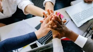 The Role of HR in Advancing Diversity, Equity, and Inclusion Initiatives